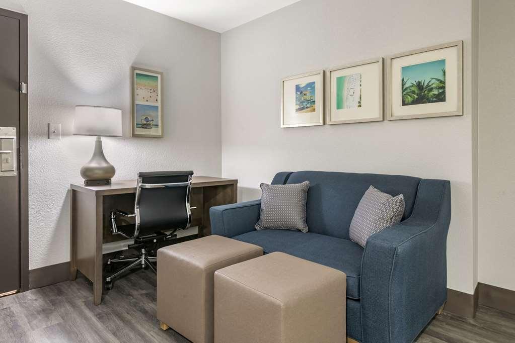 Comfort Inn & Suites Downtown Brickell-Port Of Miami Room photo